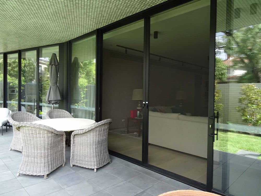 A High-quality Retractable Flyscreens