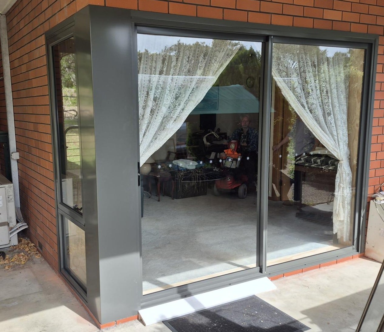 Corner Window to Sliding Doors (After) - Rye