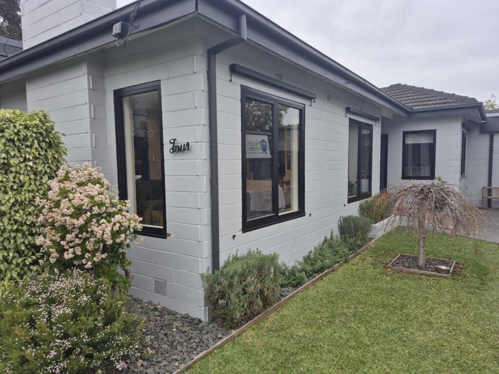 Aluminium Awning Windows (After) - Moorabin Project