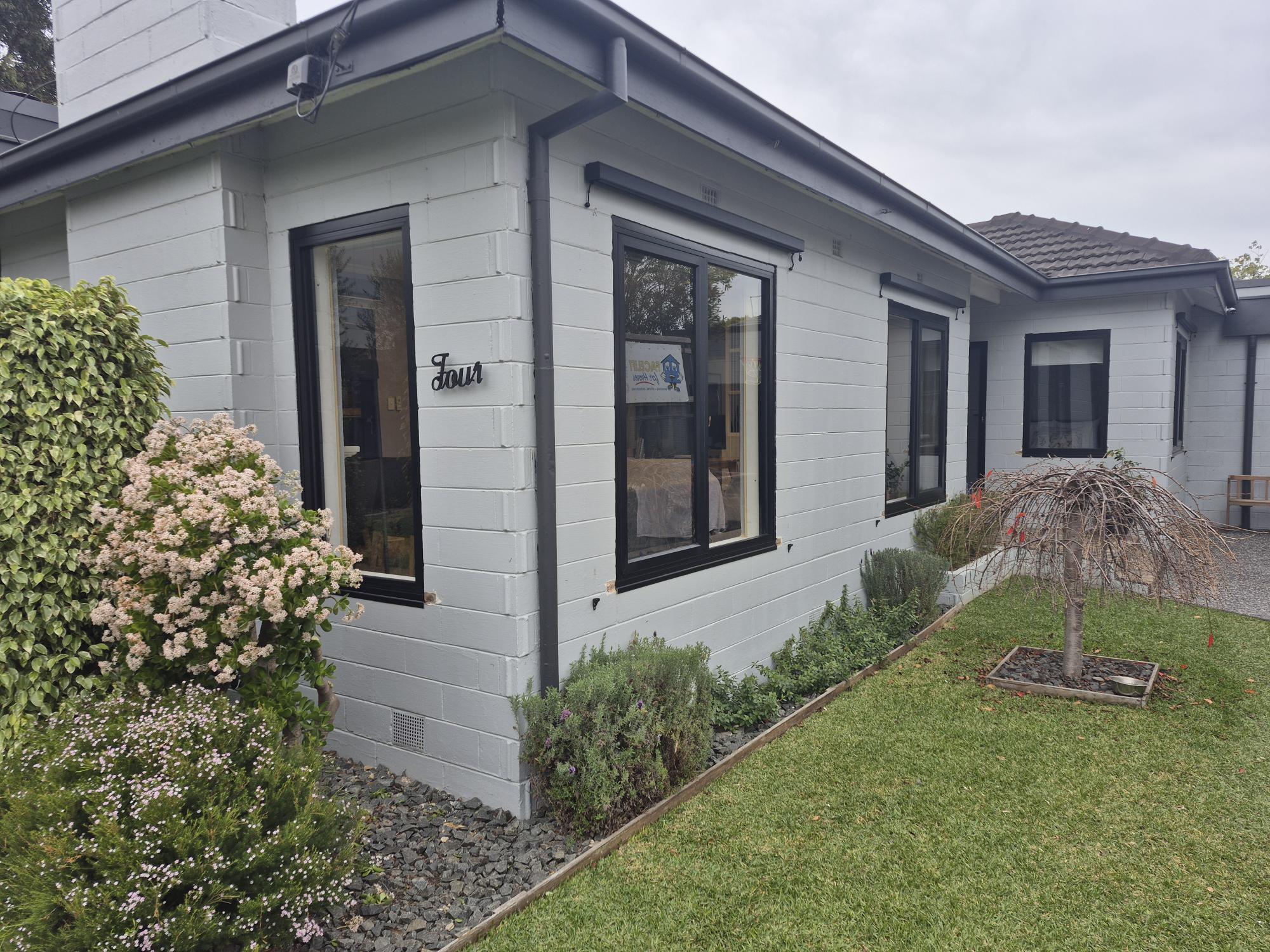 Aluminium Awning Windows (After) - Moorabin Project