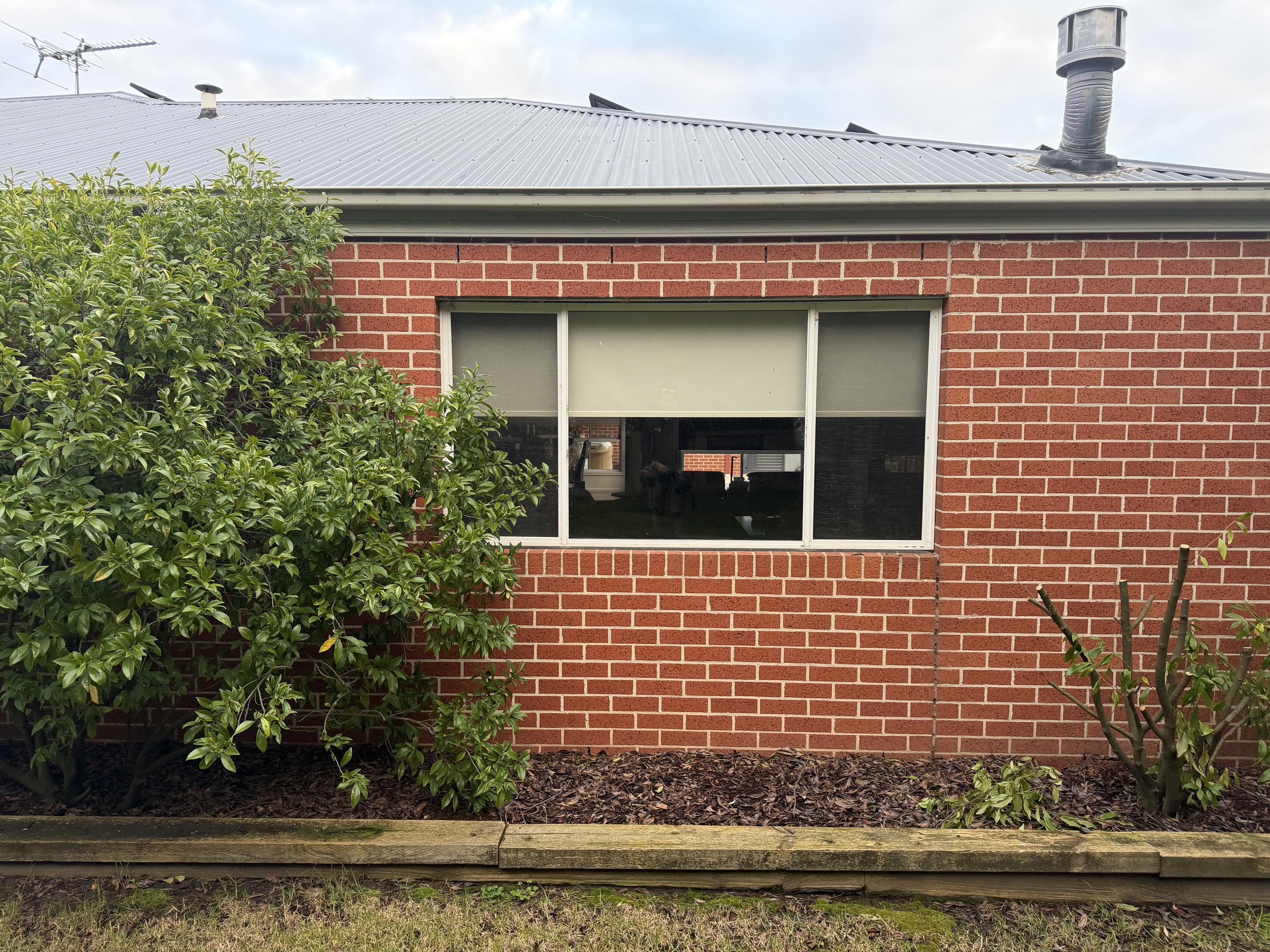 Aluminium-French-Doors-and-Sidelites-outside-Before-Langwarrin-Project